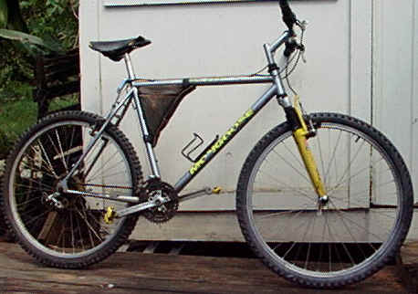 mongoose hilltopper mountain bike